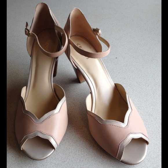 Crown Vintage Shoes - 🍧 Retro Style Pink & Cream Heels 🍧