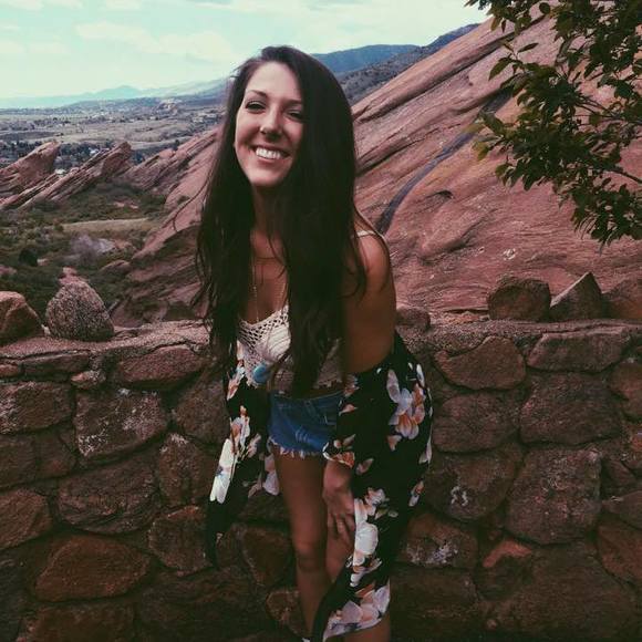 Meet your Posher, Meagan