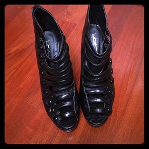 Open Toe Strap Heals