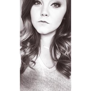 Meet your Posher, Meredith