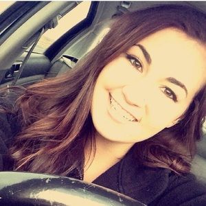 Meet your Posher, Kim