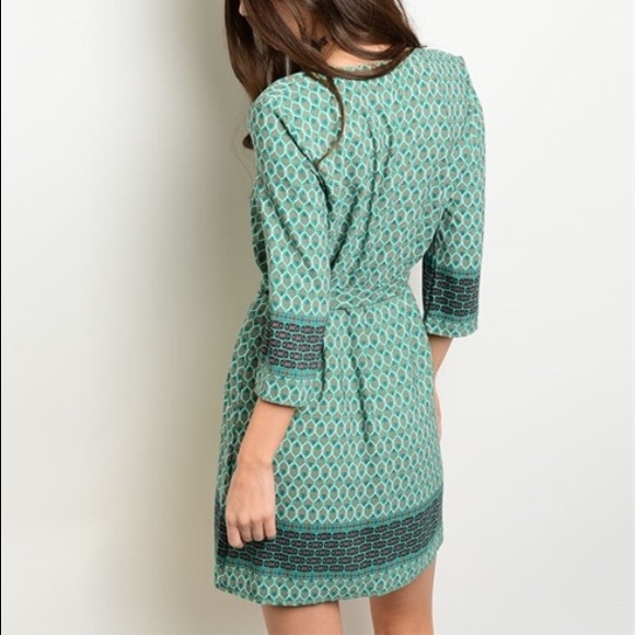 Green Patterned Dress - Picture 2 of 4