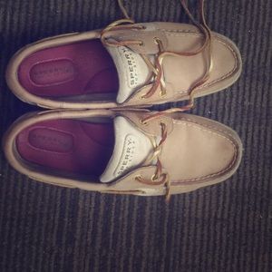 Sperry boat shoes