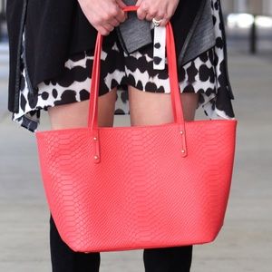 GiGi New York Bags - GiGi New York Mini Taylor Poppy Tote GiGi New York Bags - GiGi New York Mini Taylor Poppy Tote