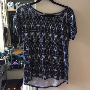Tribal black and white short- sleeved shirt
