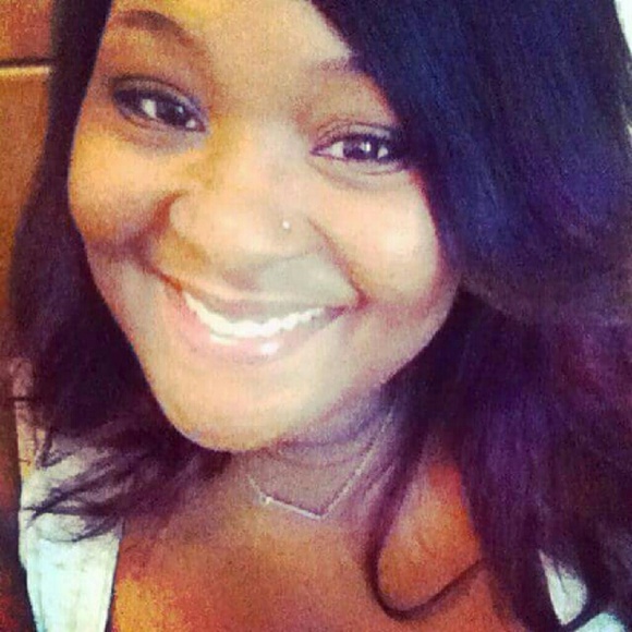 Meet your Posher, Kendra