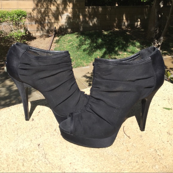 Chinese Laundry chiffon heels - Picture 1 of 4