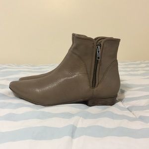 Steve Madden Signals Beige Booties