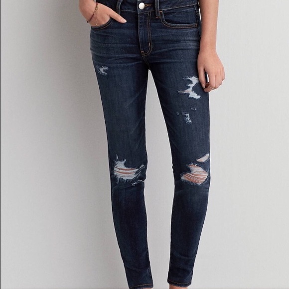 AE hi-rise denim x destroyed jeggings