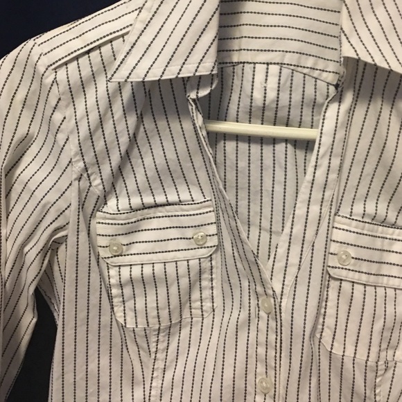 Ladies Express Work Button down. - Picture 2 of 4