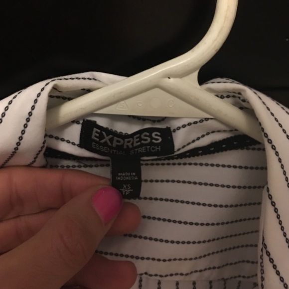 Ladies Express Work Button down. - Picture 4 of 4