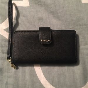 Authentic Coach cellphone wristlet