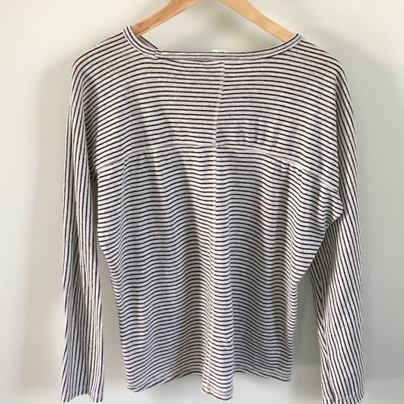 Zara Tops - Zara long sleeve striped tee Zara Tops - Zara long sleeve striped tee