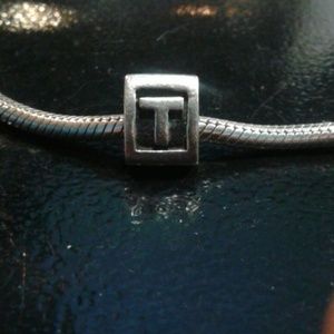 Pandora "T" "V" bundle for strawberrii