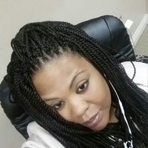Meet your Posher, Lakendra