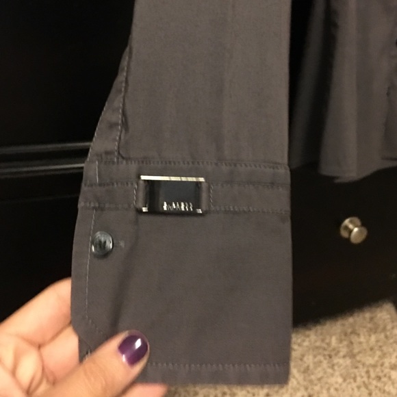 Ladies Express Work Button down. - Picture 2 of 4