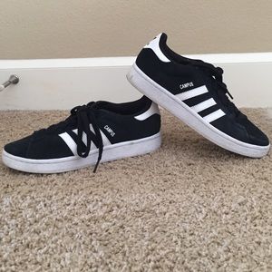 black barely worn adidas