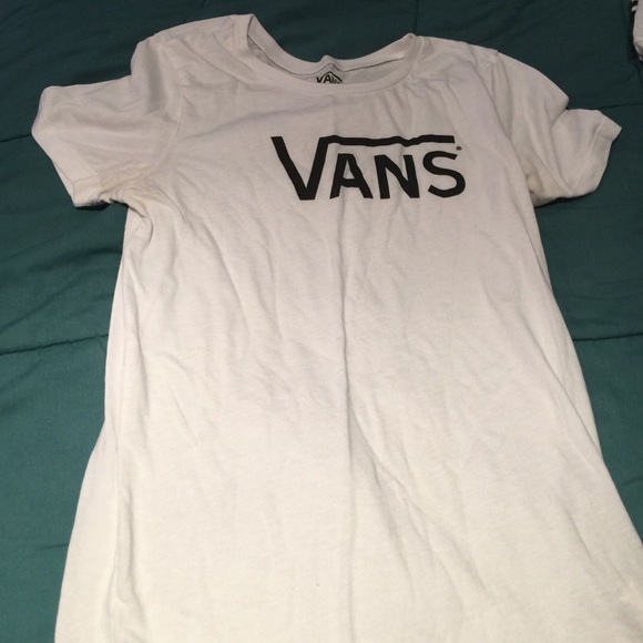 Plain white vans tee shirt