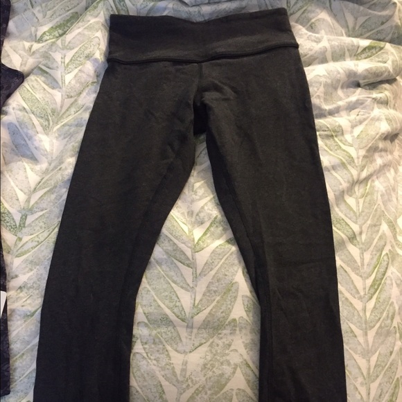Organic cotton Lululemon crops SALE
