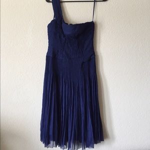 🦋 Ellie Tahari One Shoulder 100% Silk Dress