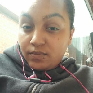 Meet your Posher, Angelica