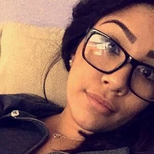 Meet your Posher, Alondra