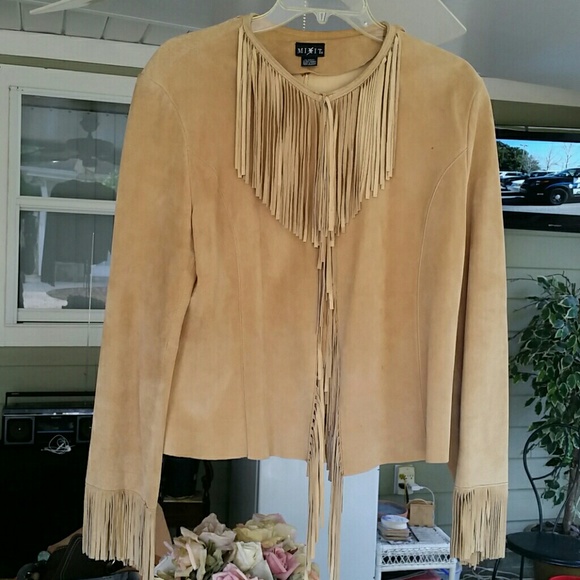 Jacket - Picture 3 of 4