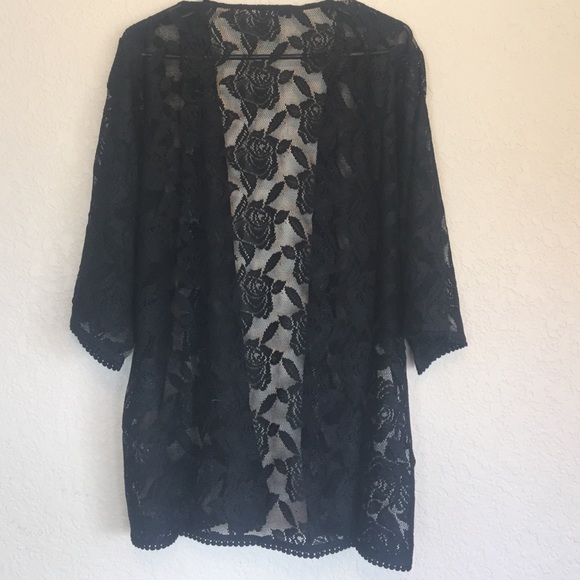 Black Rose Kimono - Picture 4 of 4