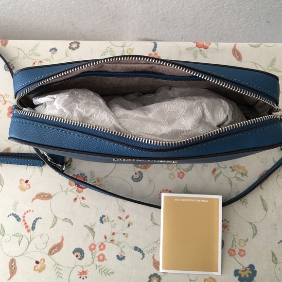 Sold 🚫🚫 - Picture 2 of 3