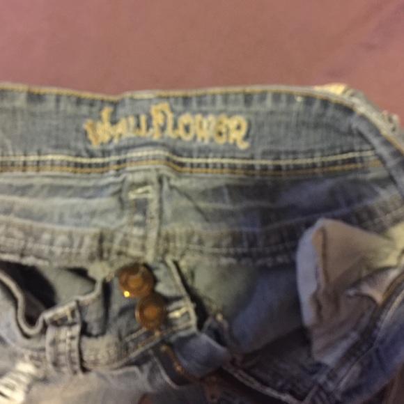 CUTE RIPPED JEANS - Picture 4 of 4