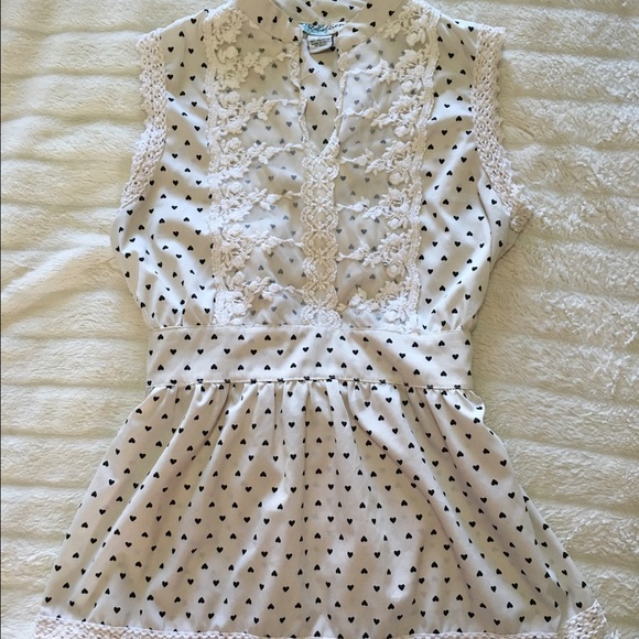 Heart tie back tank top