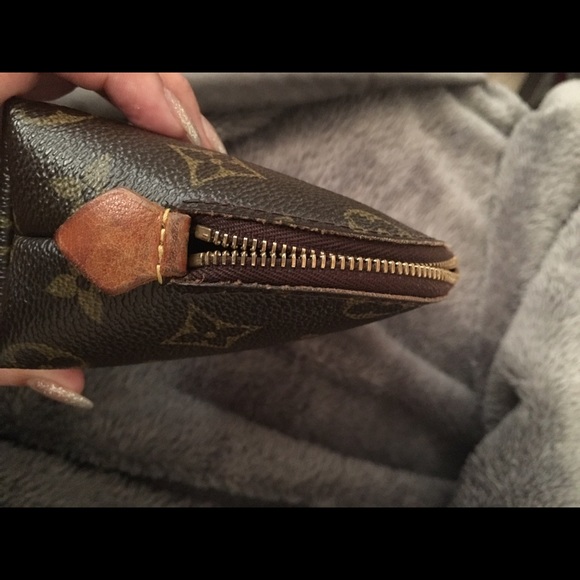 Lv cosmetic bag