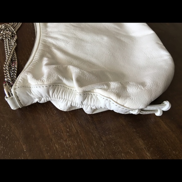 Banana Republic White Leather Chain Bag - Picture 2 of 4