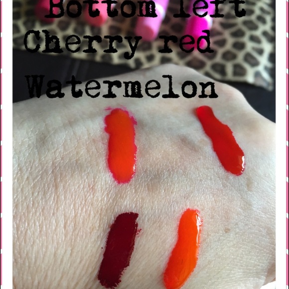 PRICE FIRM Romantic bear long lasting lip color. - Picture 2 of 4