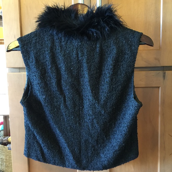 Amazing vintage fur collar vest - Picture 6 of 8
