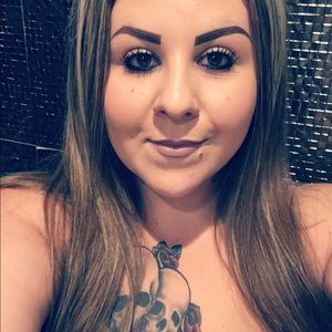 Meet your Posher, Reyna