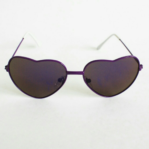 Vera Lyndon  Accessories - Lovegood 2 mirrored heart aviators - purple