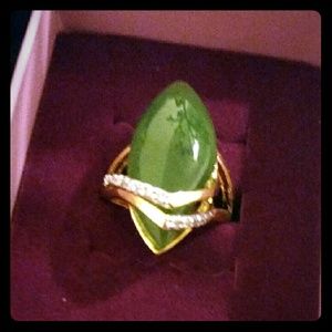 18K Gold Plated ring w/Jade stone & Rhinestones
