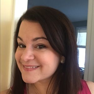 Meet your Posher, Stacy