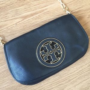 Tory Burch Amanda crossbody/clutch in black