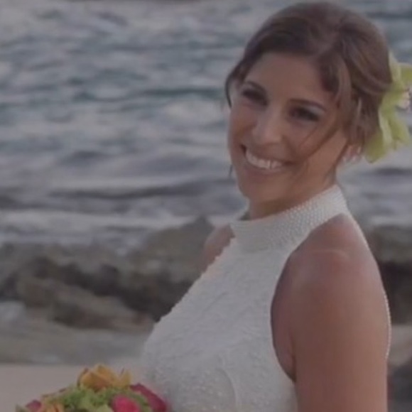 Meet your Posher, Burnae! - Picture 3 of 3