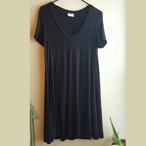 Flowy v neck  dress