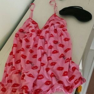 V.S. Girly PINK Lips Lounge Cami