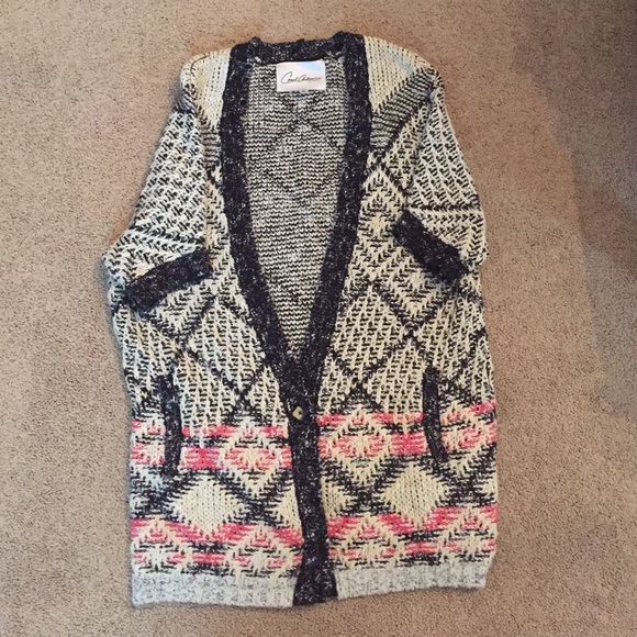 CAbi Provence sweater size small (fits M-L)