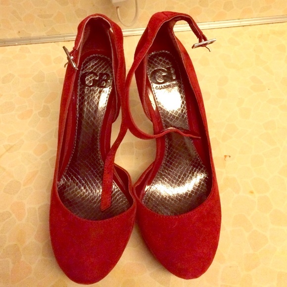 Gianni Bini Red Heels
