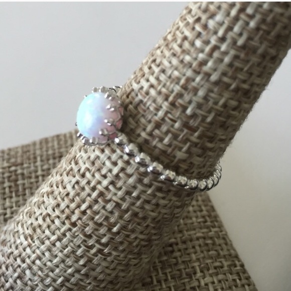White Lab Opal with beaded band sterling Silver - Picture 2 of 4