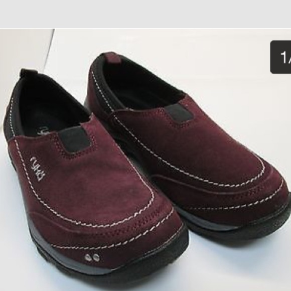 Ryka suede walking shoe size 8