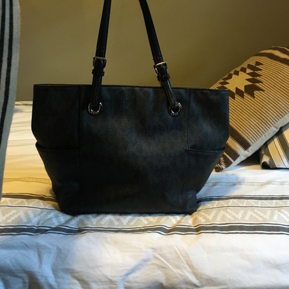 Michael Kors Black Medium Tote