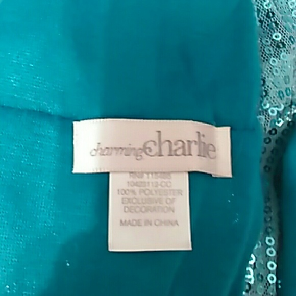 Scarf - Picture 4 of 4