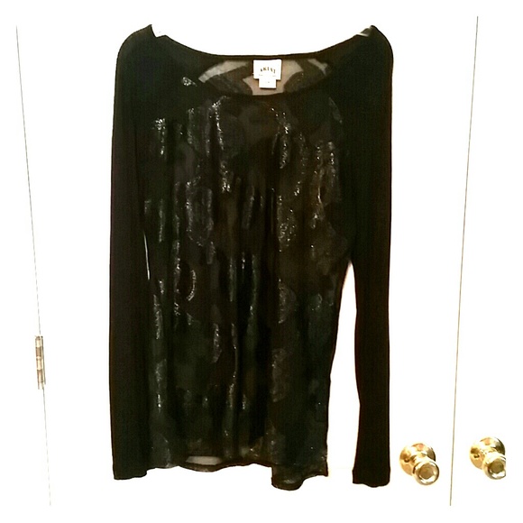 Gorgeous Black Ariat Top